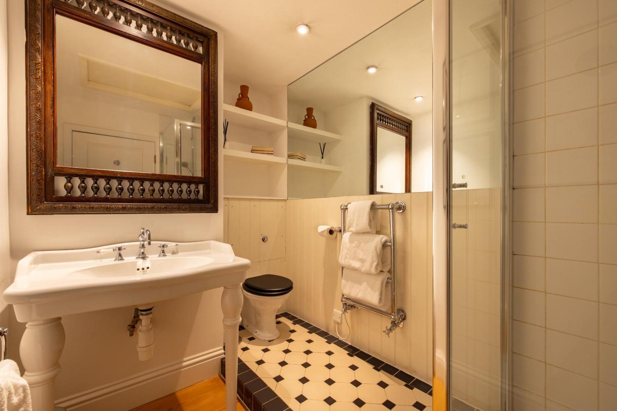 The Philbeach Gardens Place - Lovely 5Bdr Flat With Terrace London Luaran gambar